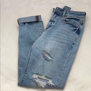 American Eagle Stretch Mom Jeans